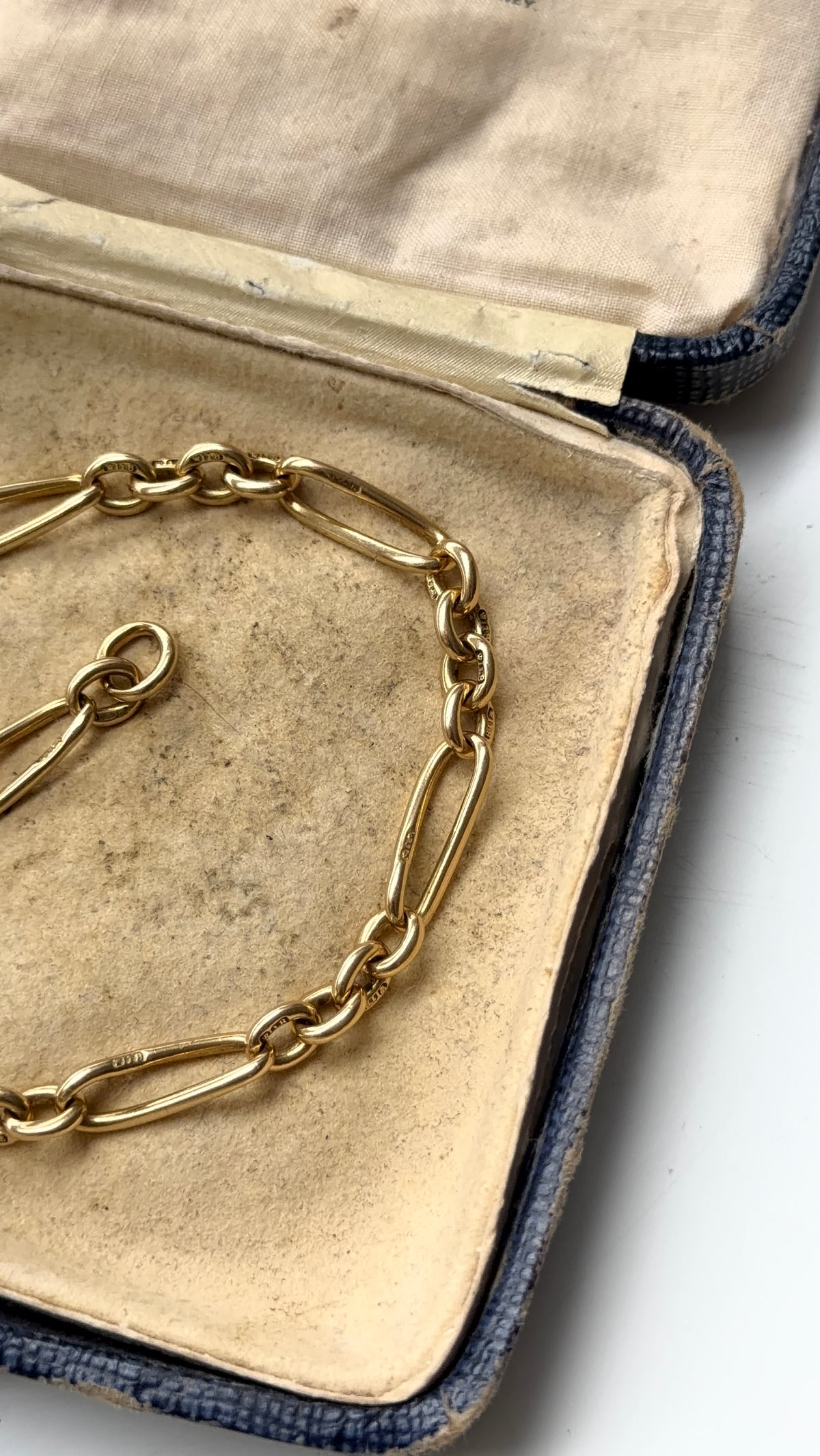 Antique 18ct bracelet