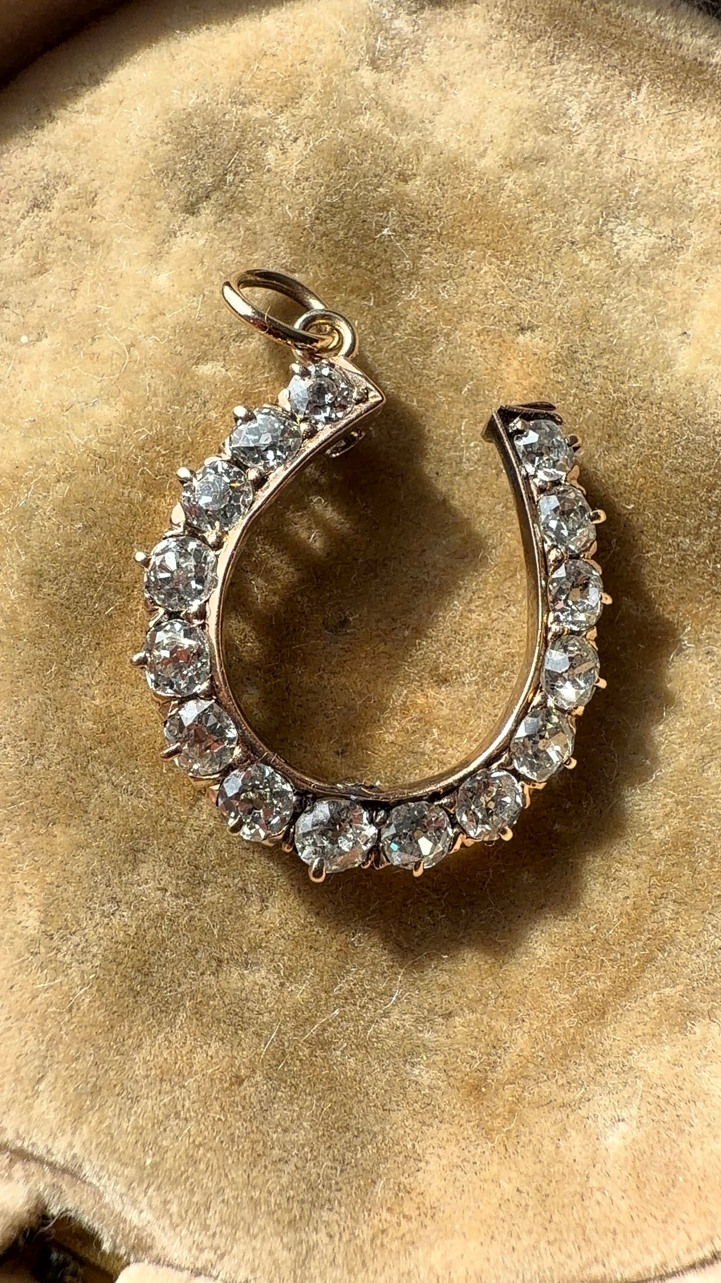 Old cut diamond horseshoe